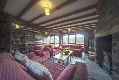 Abercynafon Farm Barn - lounge